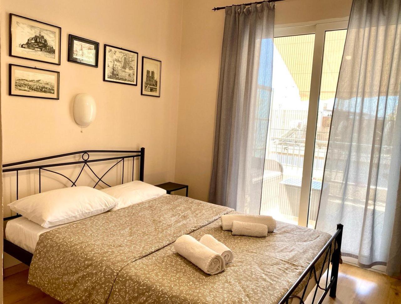 Appartement Charming Flat With An Amazing View à Athènes Extérieur photo